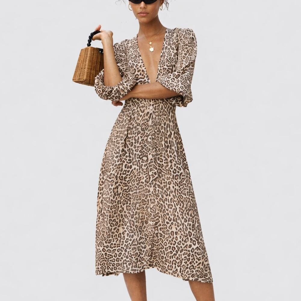 NEW Faithfull The Brand Marie-Louise Leopard Print Midi Dress Deep V-Neck Sz 6